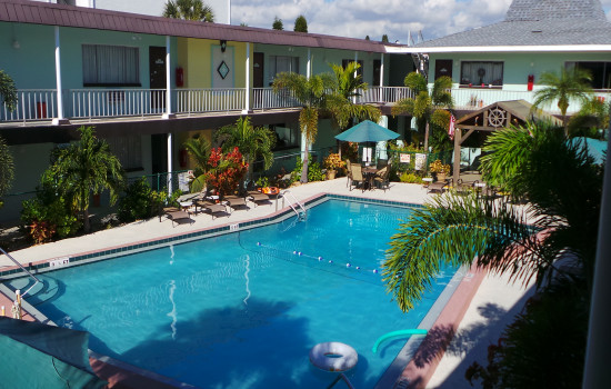 The Island House Resort Hotel - Pool